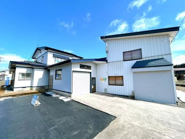 Yuzawa City, Sugisawa, Toishizaki (Shimo-Yuzawa Station) 2-story building 7DK