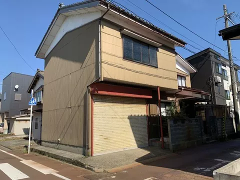 Sanjo City, Yatubo River 1-chome (Higashi-Sanjo Station) 2-story 4DK