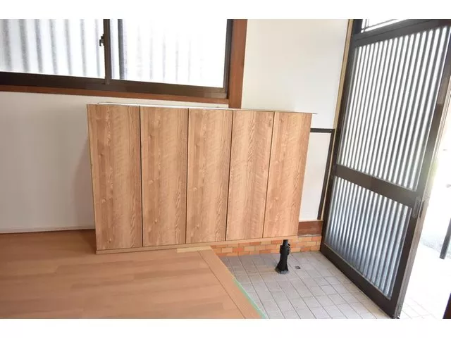 ◆Parking for 2 cars (standard and light) with cross wallpaper replacement, cushion floor replacement, and intercom included