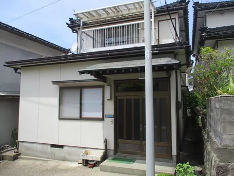 Tsuruoka City, Atsumi, Atsumi (Atsumi Onsen Station) 2-story building 6DK