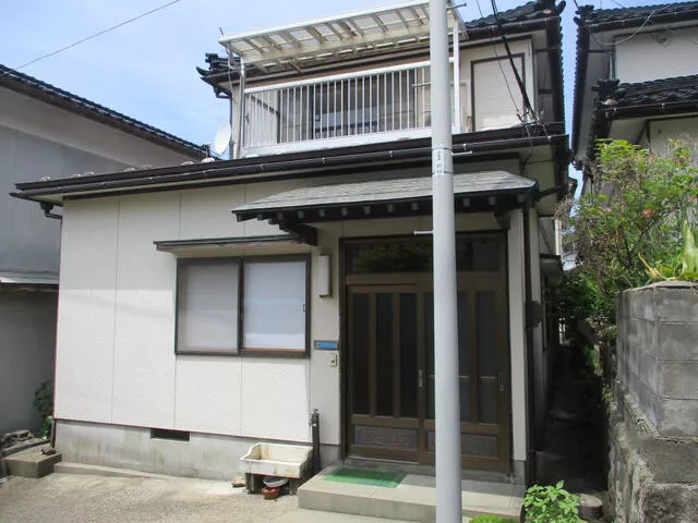 Tsuruoka City, Atsumi, Atsumi (Atsumi Onsen Station) 2-story building 6DK