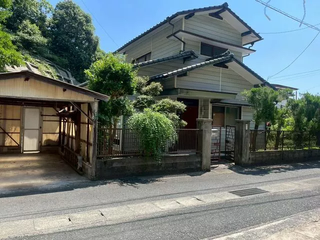 250,000 yen for a 2-story 6DK in Karasakada Town, Moji Ward, Kitakyushu City