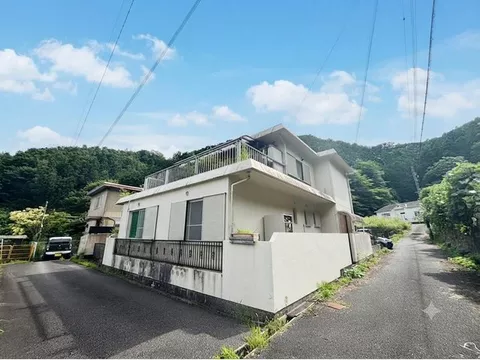 Immediate viewing available! Ideal second life♪ Renovated and the interior is beautiful!