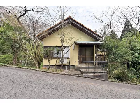Jiro Maru Shinko Temple Village 4,500,000 yen
