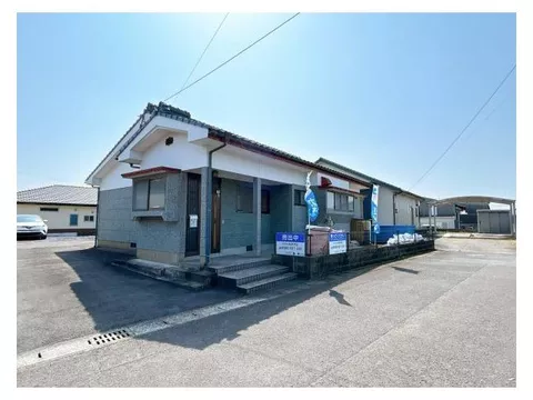 [Open House] Interior and exterior renovation planned / Single-story / Water areas (kitchen, unit bath)