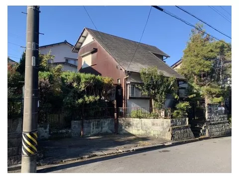 3 Hatobukidai (Nishi-Kani Station) 3 million yen