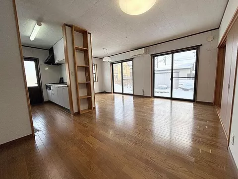 Used single-family home in Isawa County, Kanegasaki Town, Nishine Maeno, 220-34