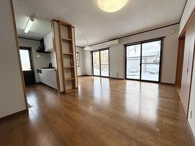 Used single-family home in Isawa County, Kanegasaki Town, Nishine Maeno, 220-34
