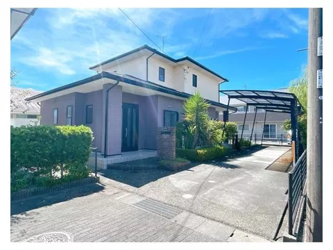[Open House] [Current sale] A 2-story house built in 2000. JR Kagoshima Main Line