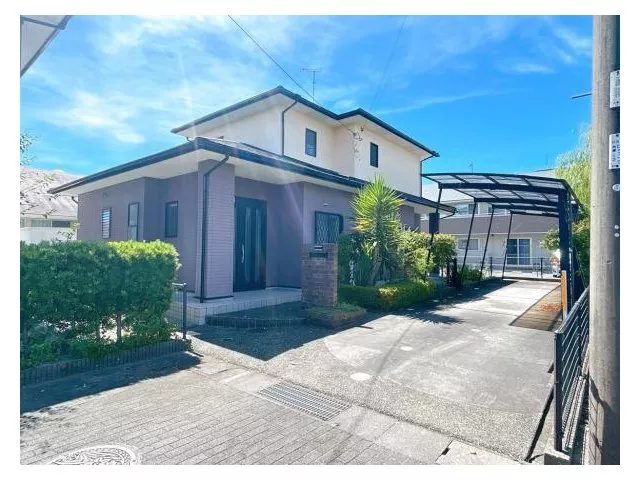 [Open House] [Current sale] A 2-story house built in 2000. JR Kagoshima Main Line