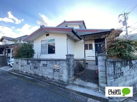 Iwakuni City, Aoki Town 3-chome (Fujio Station) 2-story 5DK