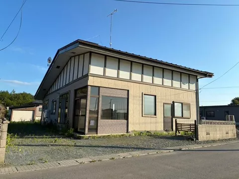 The ease of living unique to a single-story home and a rich Japanese-style space spreads out.