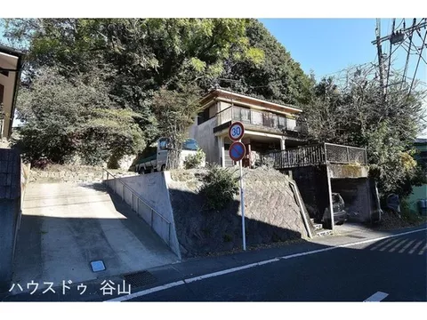 ■ 14 minutes walk to JR Sakanoue Station ■ Good access to the Industrial Road