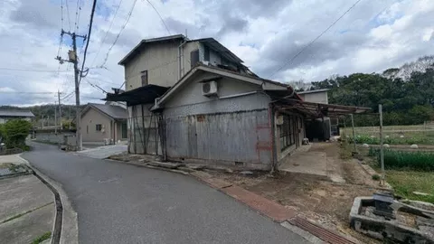 Fukuyama City, Kanbe Town, Shimogoryo (Goryo Station) Single-story building 3DK