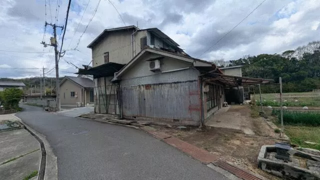 Fukuyama City, Kanbe Town, Shimogoryo (Goryo Station) Single-story building 3DK