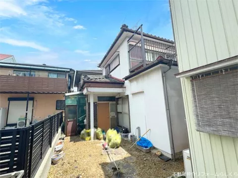 Kasugai City, Kashiwabara-cho 4-chome (Kachigawa Station) 2-story building 3LDK