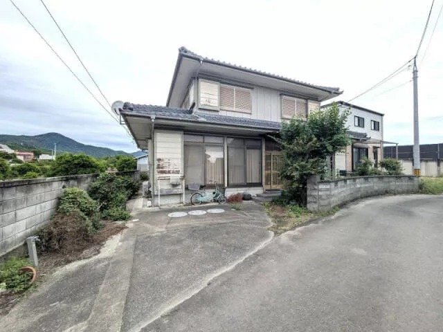 Narutocity, Oasa-cho, Hinoki, Higashi-Bari (Bando Station) 2-story building 8DK