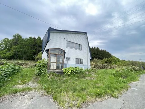 Akabira City, Mojiromotomachi Minami 5-chome (Mojiro Station) 2-story building 3LDK