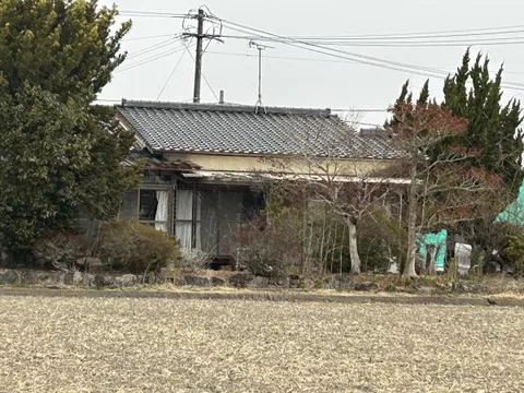 Shiroishi Town, Kishima District, Oaza Fukuyoshi (Hizen-Shiraishi Station) Single-story building 6DK