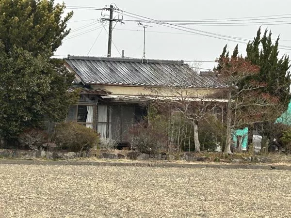 Shiroishi Town, Kishima District, Oaza Fukuyoshi (Hizen-Shiraishi Station) Single-story building 6DK