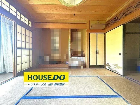 City gas! Southwest corner lot with good sunlight♪ Approximately 105 tsubo of land! All rooms spacious with over 6 tatami mats! - Image 2