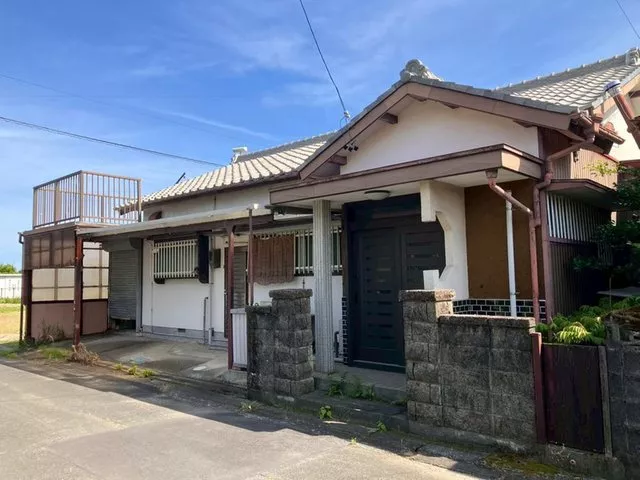 Good sunlight ◆ Popular single-story house ◆ Close to Nakadashima Road ◆ Close to National Route 1 bypass ◆ Quiet surroundings