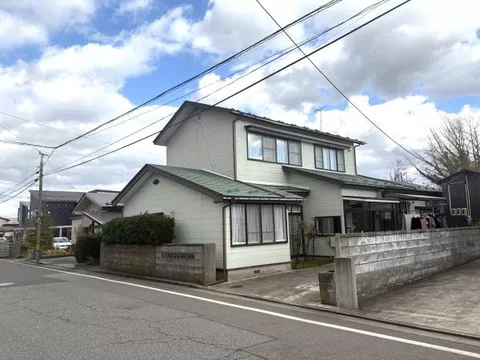 Akita City, Shin'ya Motomachi (Shin'ya Station) 2-story building 6LDK