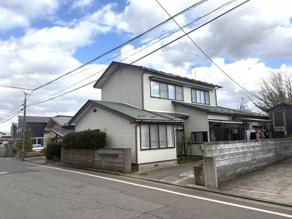 Akita City, Shin'ya Motomachi (Shin'ya Station) 2-story building 6LDK