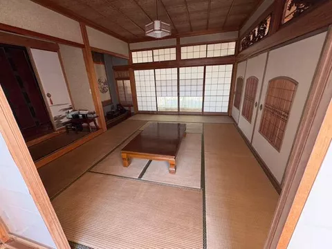 Ono City Moriyama (Echizen-Ono Station) 2-story 8K - Image 3