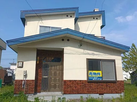 Iwamizawa-shi, Kita 4-jo Nishi 8-chome (Iwamizawa Station) 2-story 4LDK