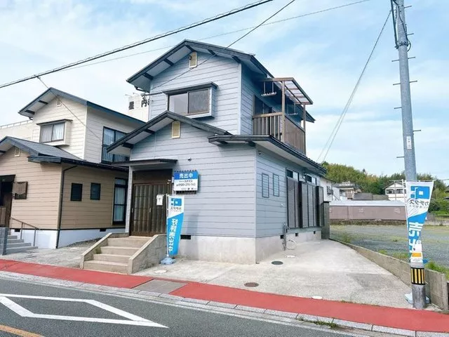 【Open House】Interior and exterior renovated / Move-in available within the year / Water facilities replaced / Parking for 1 car available /