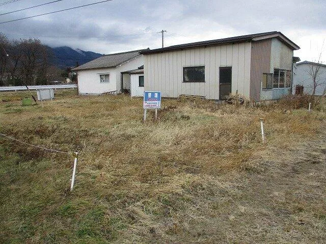 Shiojiri City, Oaza Hirooka Yoshida (Hirooka Station) Single-story building, one room