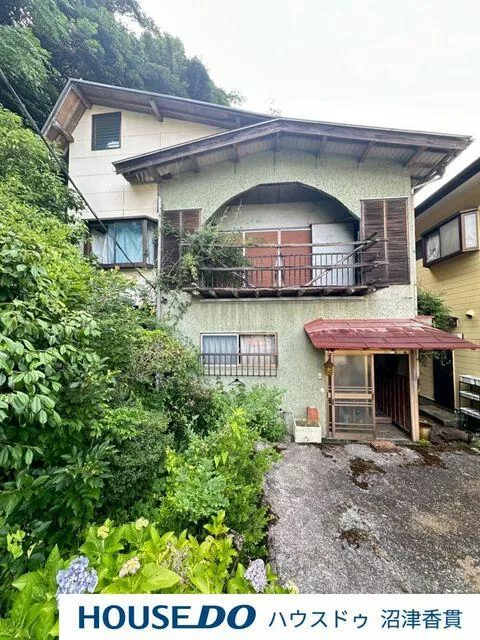 Izu-shi, Izu (Shuzenji station) 2F 4LDK

1.8 million yen