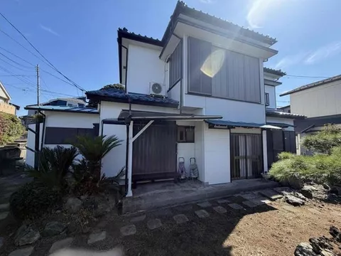 Hirasaku 5 (Kinugasa Station) 8 million yen