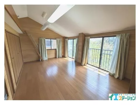 ◆ A residence with various uses for hobbies and relaxation ◆ Recommended for outdoor vacations.