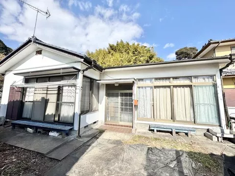Otsu-cho, Kitaibaraki-city (Otsu-ko Sta.) Single story house, 4DK

2.4 million yen