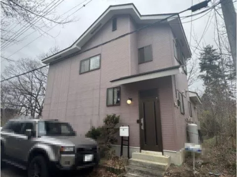 This property has a bathroom of over 1 tsubo