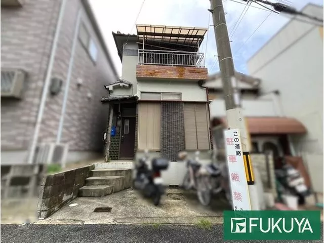 All rooms are 6 tatami mats, allowing for a spacious experience! The surrounding environment is a well-equipped living environment!