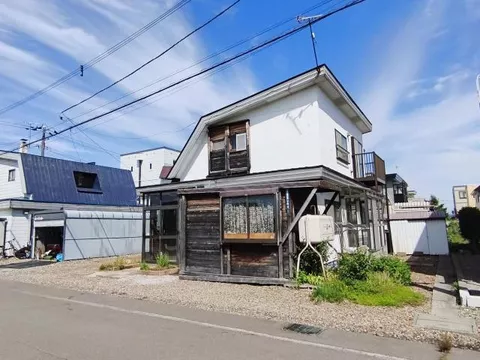 Takikawa City, Ninosaka-cho, Higashi 2-chome (Takikawa Station) 2-story building 4LDK