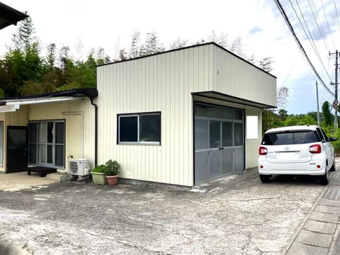 Koriyama City, Nishida Town, Onikuda, Gotanda (Hiyori Station) single-story building 4DK