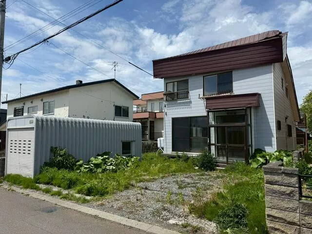 Iwamizawa City, Rokujou Higashi 11-chome (Iwamizawa Station) 2-story 3SLDK