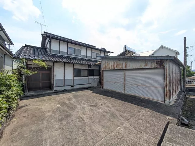 2 stories in Yokoyama, Tsuyama City (Tsuyama Station) 8K