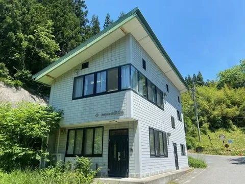 <Consultation available immediately!> The "Okunakada" bus stop is right in front◎ There is a dirt floor of over 20 tatami mats☆