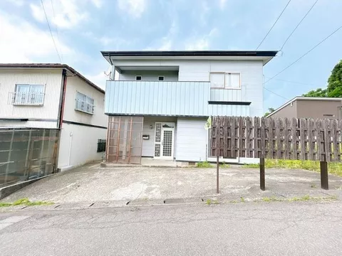 [Open House Held] [Limited Time Current Sale until June 30] Parking for 2 cars available