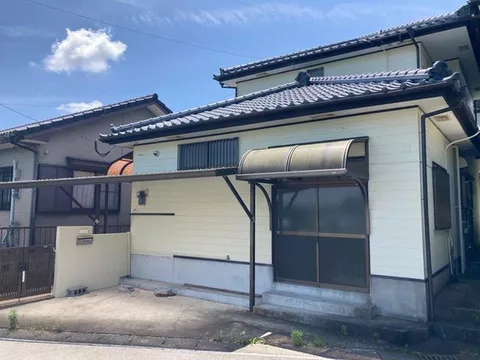 Shimo-Kuranaga, Takaoka Town 9.8 million yen