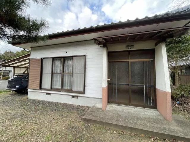 Sasebo City, Emura Town, Akasaka (Takaigan Station), single-story building, 5DK