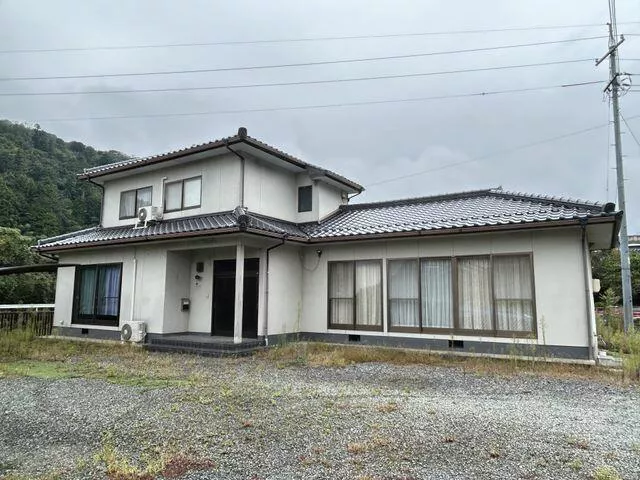 Tomata County, Kagamino Town, Kakamimi (Inshou Station) 2-story 5LDK