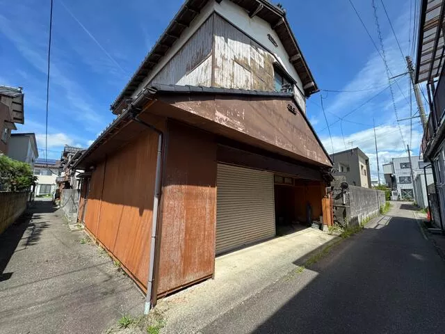 Niigata City, Nishikambara District, Maki Ko (Maki Station) 2-story 3LDK