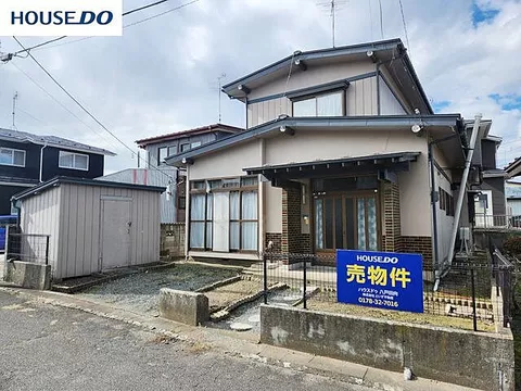 Used single-family home Nakadate