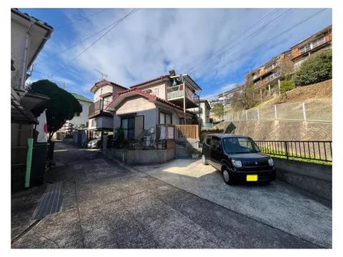 A family-oriented detached house in Tenjin Town! 6 minutes on foot to Minato Elementary School, 2 minutes on foot to Sakibe Junior High School ◎